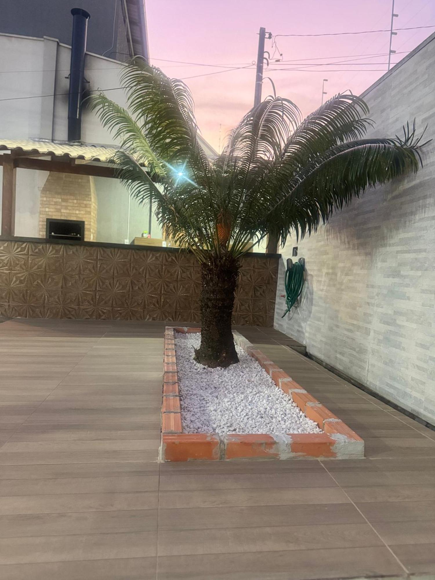 Villa Casa No Centro De Balneário Camboriú Exterior foto